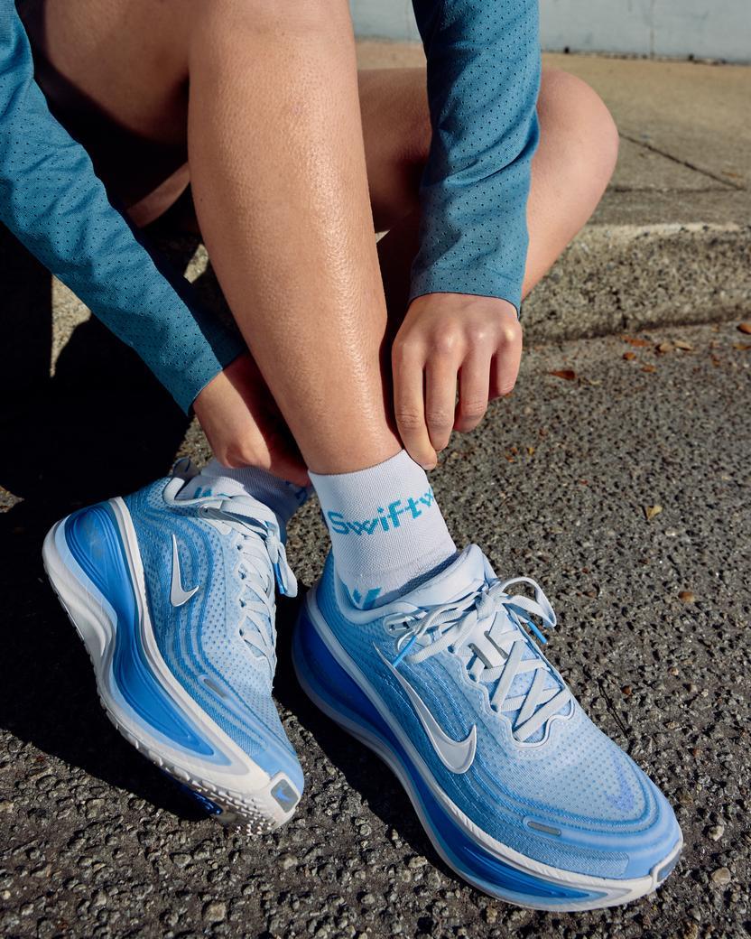 Aspire Quarter Crew - Firm Compression Running Socks