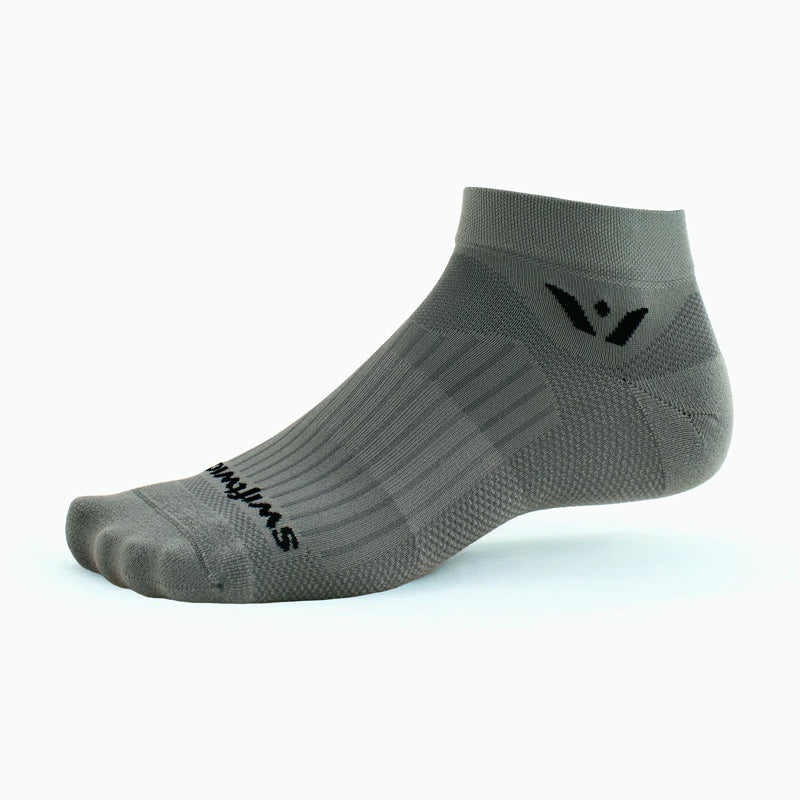 ASPIRE One - Light Ankle Crew Sock for Running & Cycling | Swiftwick